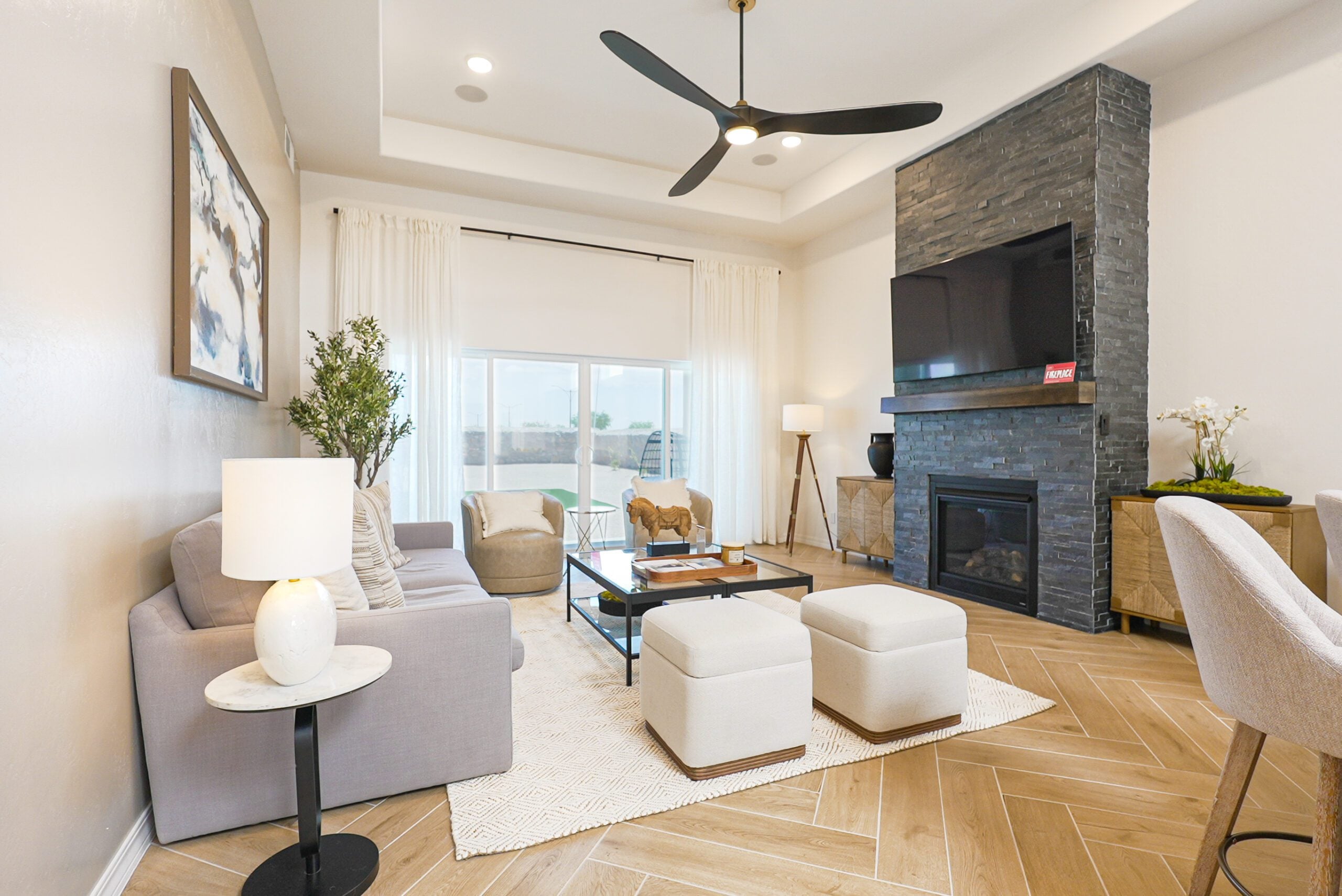 Large living room in the tulip with modern finishes and modern fireplace
